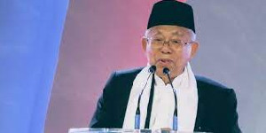 Wapres Ma'ruf Amin Minta Bawaslu Usut Dugaan Politik Uang di Masjid