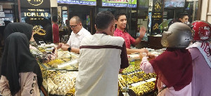 Jelang Lebaran, Pembelian Emas di Banda Aceh Meningkat 70 Persen