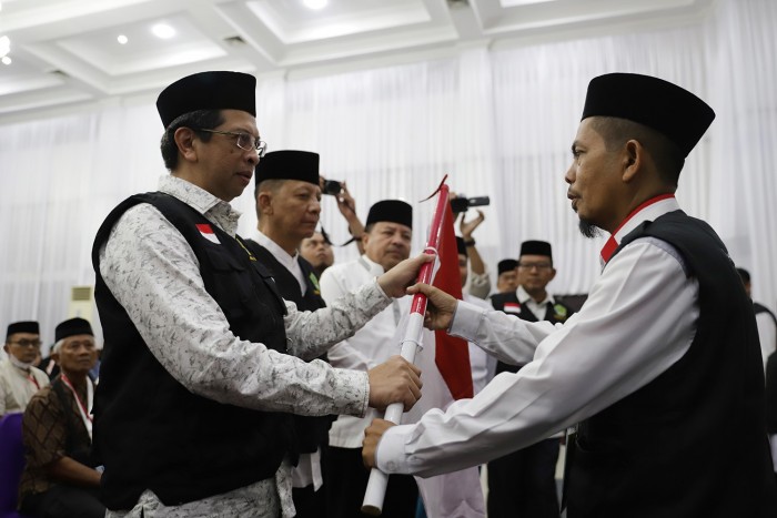 Irjen Kemenag RI dan Pj Gubernur Melepas Jemaah Haji Aceh Kloter Satu