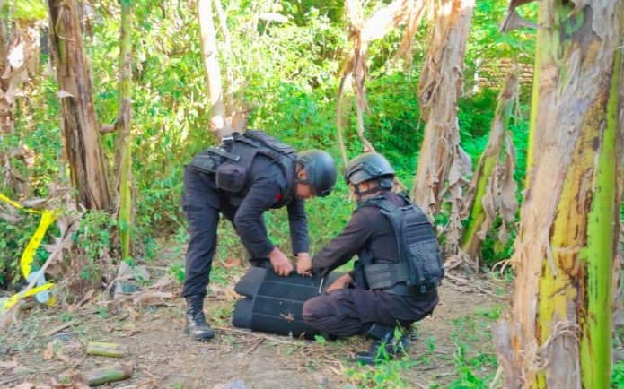 Tim Jibom Sat Brimobda Polda Aceh Mortir Aktif di Pango Raya