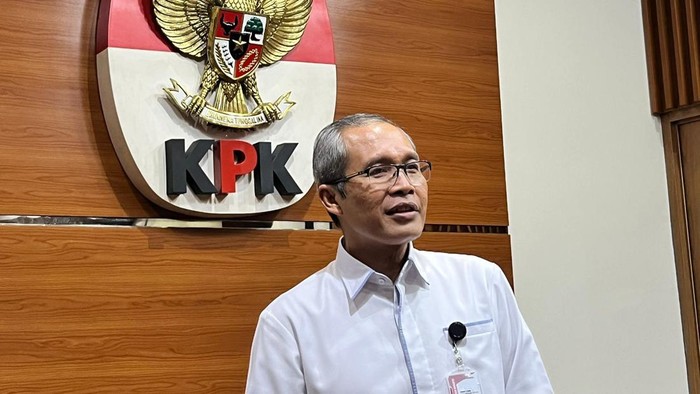 KPK Ancam Jemput Paksa Hakim Agung Prim Haryadi