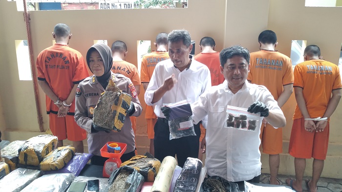 Polda DIY Berhasil Gagalkan 16,8 Kg Ganja Aceh ke Yogyakarta