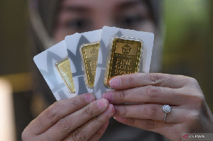 Jelang Idul Adha, Harga Emas Antam Turun Rp10.000 per Gram