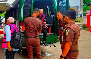 Usai Diperiksa Sebagai Tersangka, Mantan Bupati Aceh Tamiang Mursil Ditahan