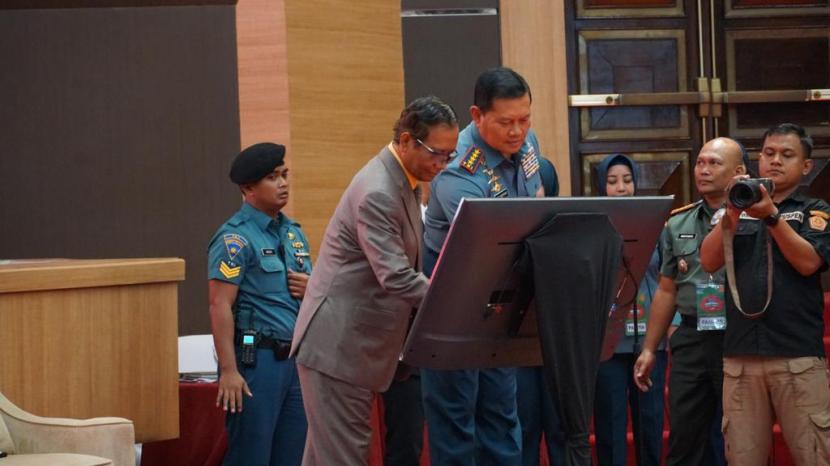 Mahfud MD Berpesan TNI Harus Netral pada Pemilu 2024