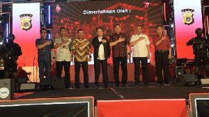 Pj Gubernur Aceh Hadiri Pembukaan Bhayangkara Fest 2023 di Balee Meueseuraya