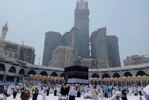 6.137 Jemaah Haji Pulang ke Tanah Air Hari Ini