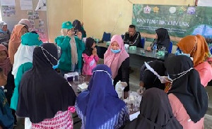 Mahasiswa KKN USK Latih Petani Aceh Tengah Cara Produksi Kopi