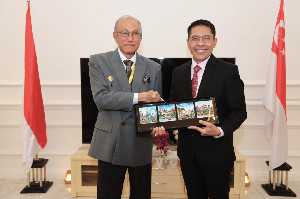 Menteri Pendidikan dan Luar Negeri Singapura Temui Wali Nanggroe dan Rektor Universitas Se-Aceh