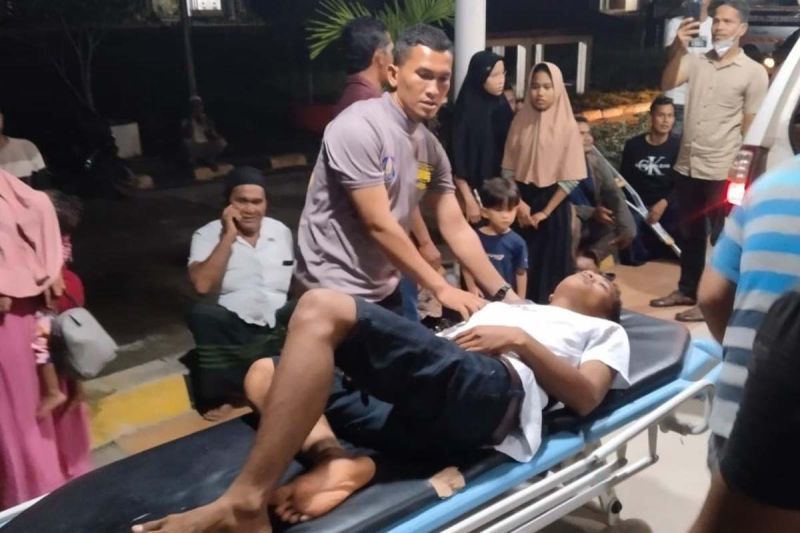 Diduga Keracunan Gas, Puluhan Warga Aceh Timur Dilarikan ke Puskesmas
