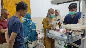 Bayi Perempuan Ditemukan di Depan Rumah Warga di Lam Ujung
