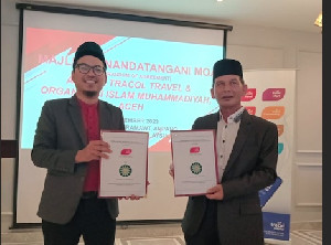 Muhammadiyah Aceh Jalin Kerjasama dengan Antara Tracol Travel Malaysia untuk Pelayanan Umrah