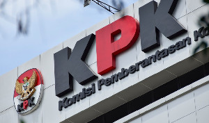 KPK Didesak Tangkap Harun Masiku dan Kembangkan Kasusnya ke Politikus Lain