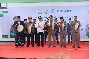 Bank Aceh Dukung Edukasi dan Inklusi Keuangan Melalui Program Jaksa Masuk Dayah