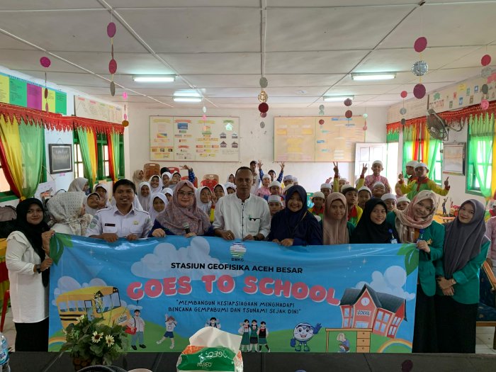Siswa SD di Aceh Besar Diberikan Pengetahuan Siaga Bencana