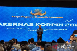 Presiden Jokowi Ingatkan ASN Jangan Alergi Digitalisasi