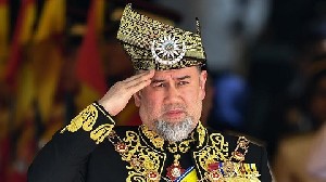 Belum 5 Tahun, Raja Malaysia Mundur