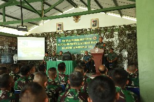Brigjen TNI Victor beri pembekalan kepada prajurit Batalyon Zipur 16/Dhika Anoraga