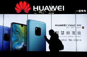 Tiongkok memberi tahu AS untuk menghentikan tindakan tidak wajar pada Huawei