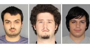 Empat ditangkap karena merencanakan untuk mengebom komunitas Muslim New York