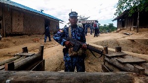 Tentara Myanmar Gelar Operasi Militer Tumpas Pemberontak Rakhine
