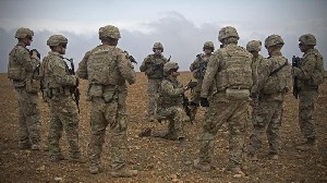 Trump Beri Waktu 4 Bulan Tarik Pasukan AS dari Suriah
