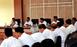 Wali Kota Pimpin Rapat Perdana di Balai Keurukon Gemilang, Minta SKPK Tingkatkan Kinerja di Tahun 2019