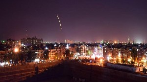Israel menembakkan rudal ke bandara Damaskus