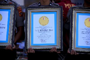 Bupati Aceh Utara Terima Penghargaan dari LEPRID