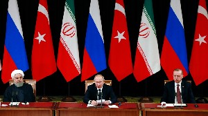 Rusia, Turki, Iran: Penarikan AS Dari Suriah Sebagai Langkah Positif