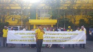 Kader Golkar Aceh Ancam Dukung Prabowo, Bila Firmandez tidak di PAW
