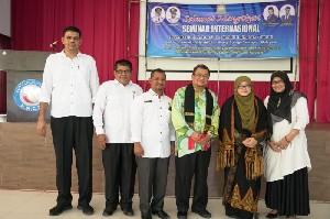 Rektor IIU Seulangor - Malaysia Isi Seminar Internasional Disdikbud Aceh Besar
