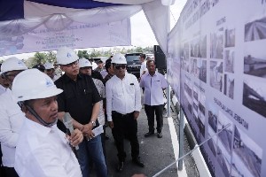Plt Gubernur Aceh Minta Semua Pihak Berinovasi Dalam Pembangunan Infrastruktur