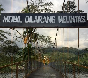 Jembatan Gantung Sikundo Selesai Dibangun Tahun 2018