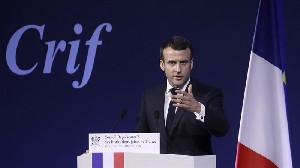 Presiden Prancis Menyusun Langkah-langkah Untuk Mengatasi Anti-Semitisme