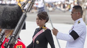 Partai Raksa Chart Thailand Menunda Kampanye Putri Ubolratana