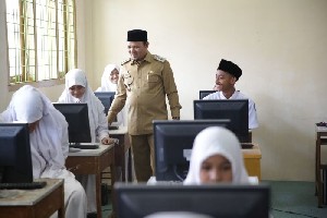 Pemerintah Aceh Besar Pantau Pelaksanaan UASBN  dan UNBK