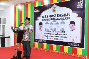 Wali Kota Banda Aceh Ajak Pengusaha dan Perbankan Jalankan Ekonomi Syariah