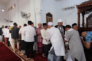 Tiga Pesan Wali Kota ke Warga Paska Shalat Ied di Masjid Babussalam