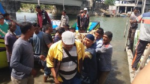 Nelayan Banda Aceh Ditemukan Meninggal di Jembatan Syiah Kuala