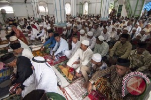 Tiga Desa di Ambon Juga Shalat Idul Fitri Hari ini