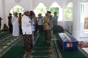 RALAT berita Dinas Sosial Aceh Fasilitasi Pemulangan Jenazah Menantu Waled NU Samalanga