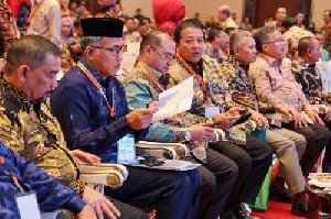 Dihadapan Gubernur se-Sumatera, Nova Bicarakan Arah Pembangunan Aceh