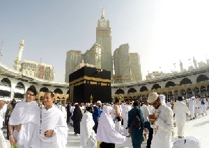 Lebih Dari Dua Juta Muslim Laksanakan Ibadah Haji