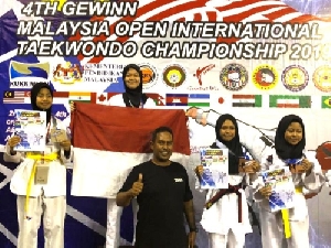 Atlit Taekwondo Dojang Kodim 0101/BS Raih 3 Medali