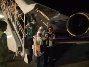 Jemaah Haji Kloter 8 Tiba di Aceh, Dua Orang Dirujuk ke RSUZA