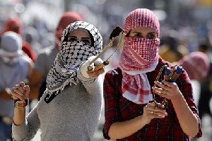 Wanita Palestina Ditembak Mati oleh Tentara Israel di Pos Pemeriksaan