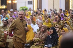 Ikhtiar 'Kecil' Sekda Aceh Memperbaiki ASN