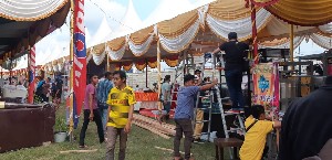 Sewa Tenda Lapak di Festival Rapa'i Internasioanal Memberatkan Pedagang