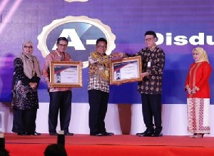 Banda Aceh Raih Tiga Penghargaan Pelayanan Publik dari Menpan RB